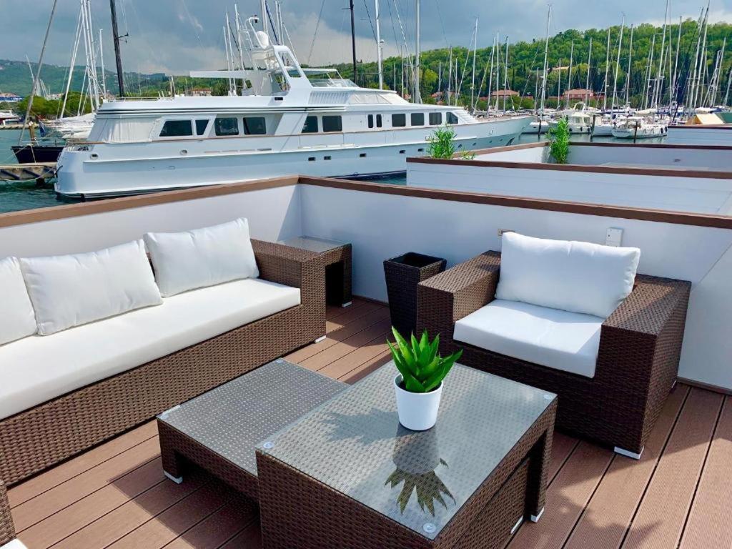 Villa Floating Sea House Aurora Portoroz Exterior foto